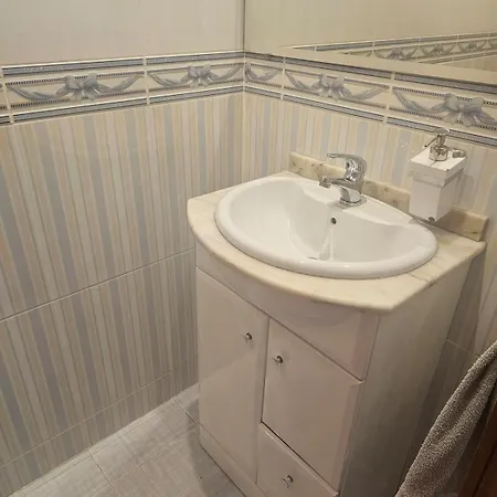 Big And Luminous 4-room 加亚新城